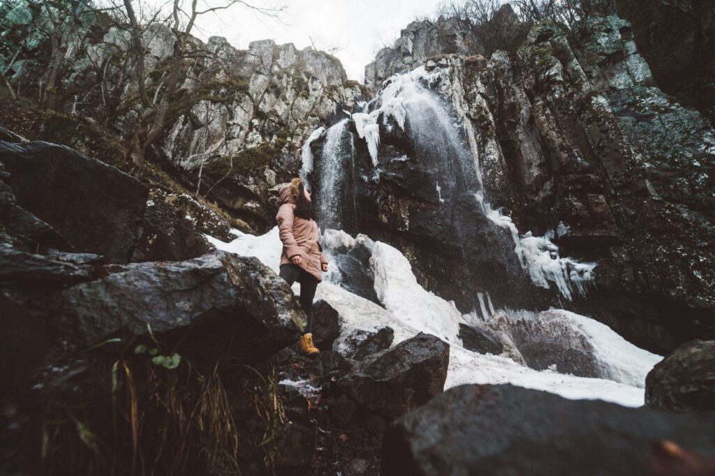 10 Best Hikes Near Atlanta (Waterfalls & Mountains)