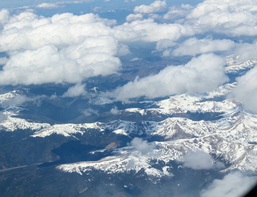 How to Find Cheap Flights to National Parks (2026)